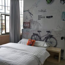 广州有间主题公寓(江高广东白云学院店)