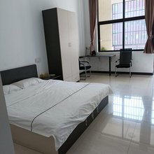 玮基公寓(南海迎金二路店)