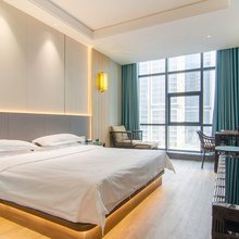 万景酒店(郑州二砂文创园中原万达店)