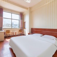 山阳爱佳宾馆