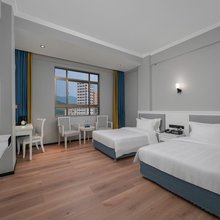 格鸿酒店(惠东巽寮湾店)