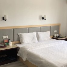 台山鑫湖商务酒店