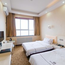 胜似闲庭酒店(新密桥头夜市店)