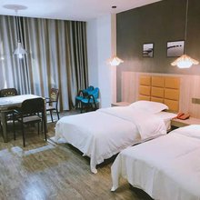云上酒店(方城老汽车站店)
