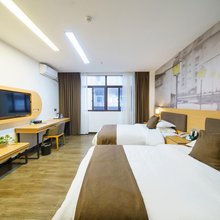 亨通酒店(防城港行政中心店)