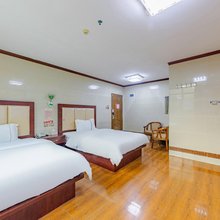 宜家亲商务酒店(廉江市第三中学店)