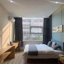 速派商务酒店(济南恒大滨河左岸店)