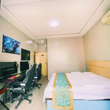 酒意栖居电竞宾馆