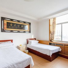 烟台好莱屋旅馆
