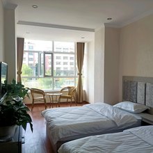 海东鑫荣宾馆(西宁机场海东高铁西站店)