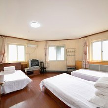纯阳宾馆(太原文瀛公园五一广场店)