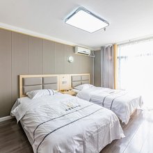 温馨商务宾馆(贵阳延安西路地铁站店)