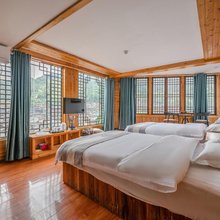 Q加·雷山西江枫叶蝴蝶度假民宿