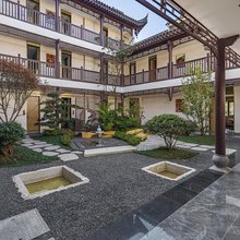 楚雄金色天华酒店