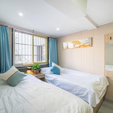 南京满运宾馆(江苏省中医院上海路地铁站店)