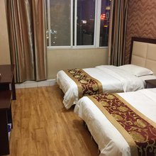 豪泰宾馆(百年奥特莱斯广场腾龙大道地铁站店)