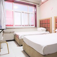 梓桐宾馆(运城盐湖国际机场财经学校店)