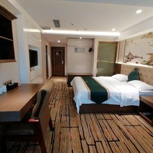 雷特斯酒店(大连港湾广场地铁站店)