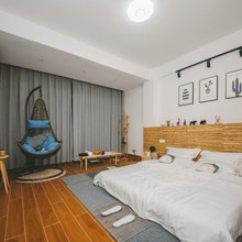 南宁迹深便捷式公寓
