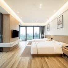 东云阁酒店(自贡方特恐龙王国店)