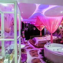 深圳手拉手酒店(华强南地铁站店)