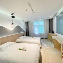 铂瑞澜庭智能酒店