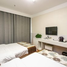 抱龙宾馆(阜阳临沂商城店)
