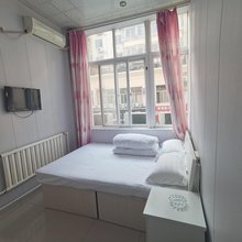 青岛鸿运昕旅馆