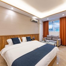 梧桐小筑(厦门大学曾厝垵地铁站店)