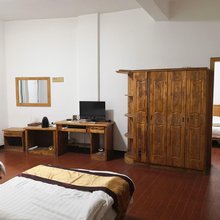 腾冲君愉商务酒店