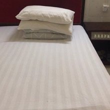 深圳百佳住宿(塘坑地铁站店)