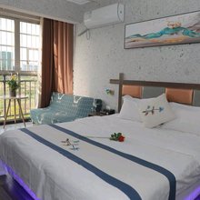 遵义青春不散场主题酒店