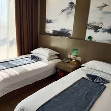 雷克泰主题酒店(蚌埠高铁站店)