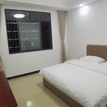 吉首西苑居公寓
