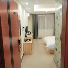 万客来商务宾馆(河池金城江职业学院店)