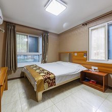 西安云栖里公寓(西京医院康复路地铁站店)