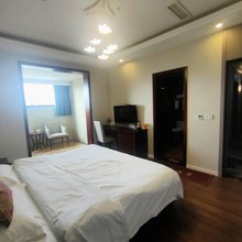 高县飞狼台假日酒店
