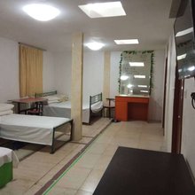 东君旅社(瓦房店火车站店)