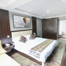 合肥盛景商务酒店(芜湖路大钟楼店)