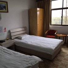 崇明强峰宾馆