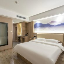 格菲酒店(鄱阳城东建材市场)