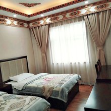 甘堡藏寨达吉藏家乐