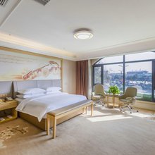 洛阳华泰商务大酒店(孟津会盟大道店)