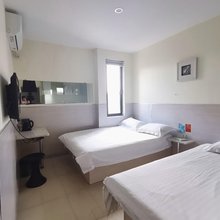 上海伊住美和酒店(安亭新源路店)