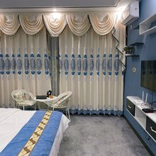 盐泸商务酒店