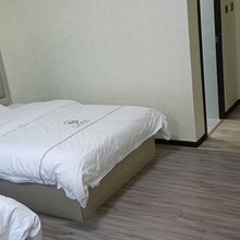 广源民宿(禄丰广通站店)