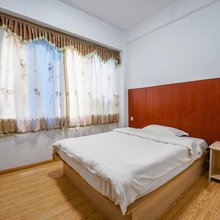 南昌鑫荣招待所(万寿宫店)