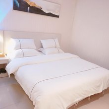 易居快捷酒店(东莞嘉荣店)