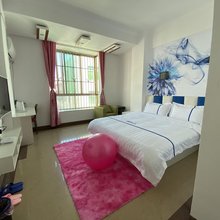 蜗居精品公寓(河源亚洲第一高喷泉店)