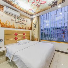 四季梦幻主题公寓(广州香雪地铁站店)